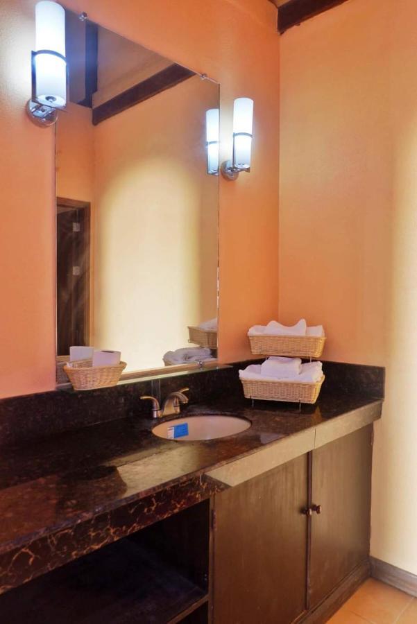 Puesta Del Sol Beach Bungalows And Restobar مامباجاو المظهر الخارجي الصورة
